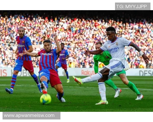 皇马逆转马竞占据西甲榜首，瓦伦西亚主场遭遇三连败